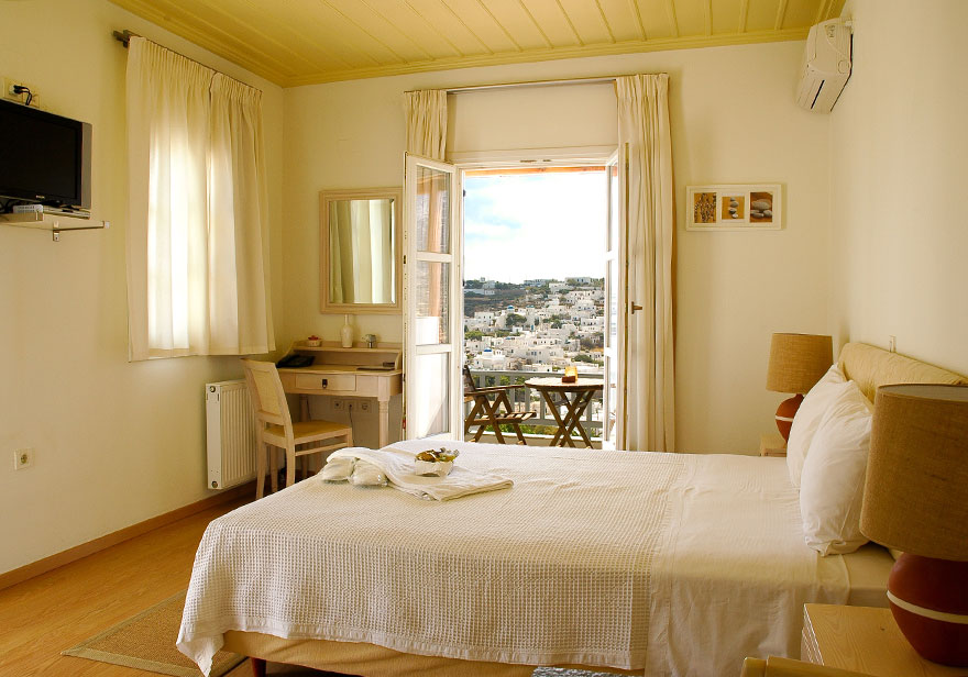 Standard rooms at hotel Petali Village in Sifnos