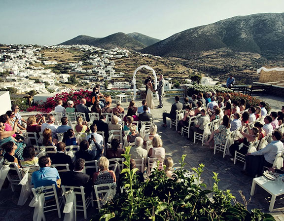 Wedding ceremony at hotel Petali Village in Sifnos